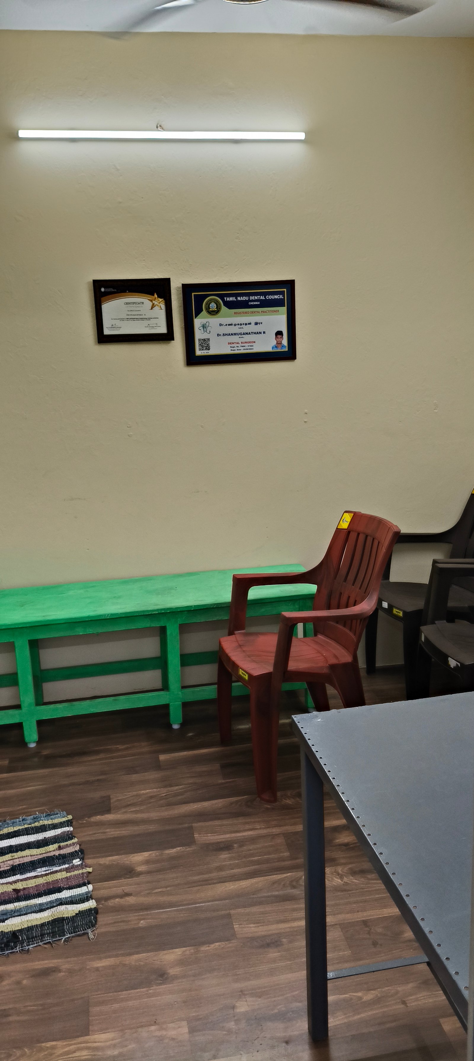 Expert dental team at Ram Nila Multi-speciality Clinic Panruti Tamil Nadu